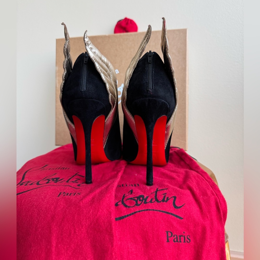 Christian Louboutin Mercura Suede Leather Boots with Wings, US Size 9 (CL 39.5) - Picture 15 of 16